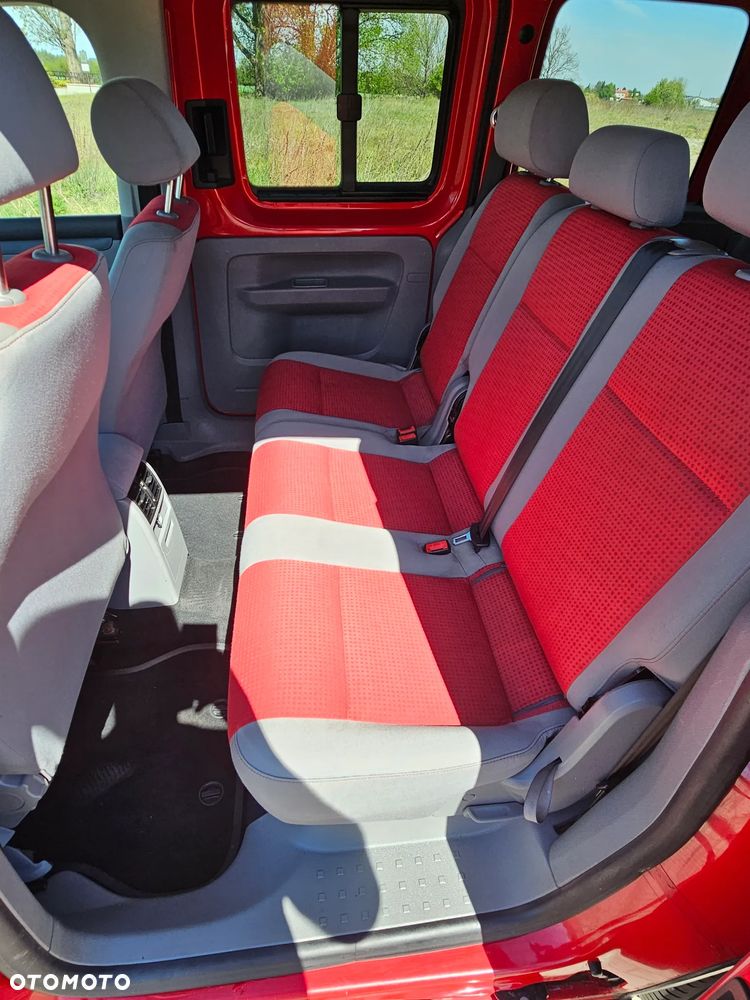 Volkswagen Caddy Life DSG - 12