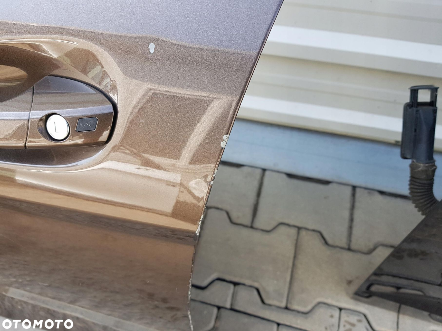 MERCEDES C KLASA W204 DRZWI LEWE PRZÓD 526 - 5