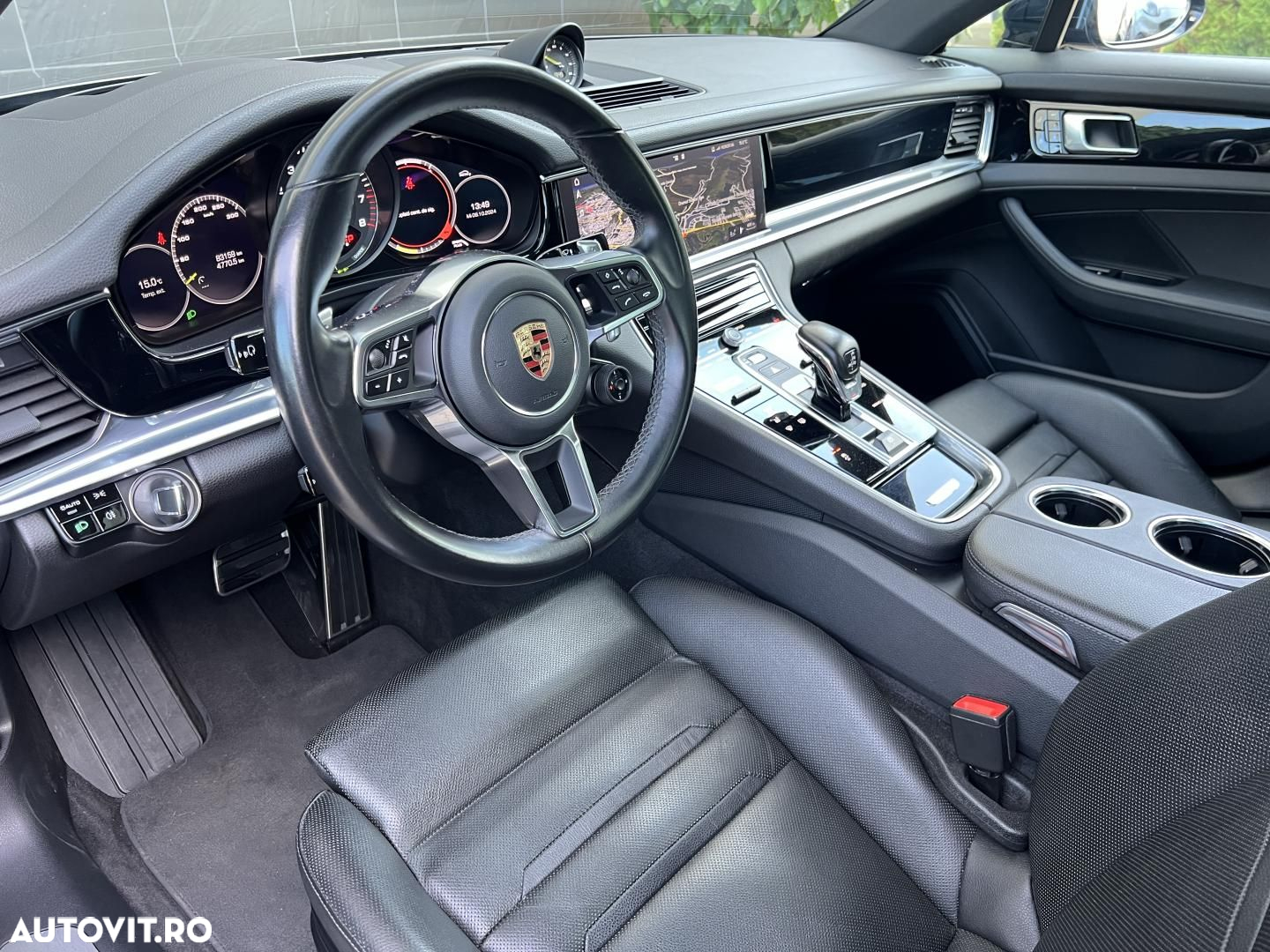 Porsche Panamera 4 E-Hybrid - 11