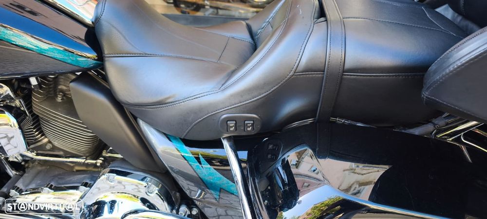 Harley-Davidson Tour Electra Glide Ultra Limited CVO - 12