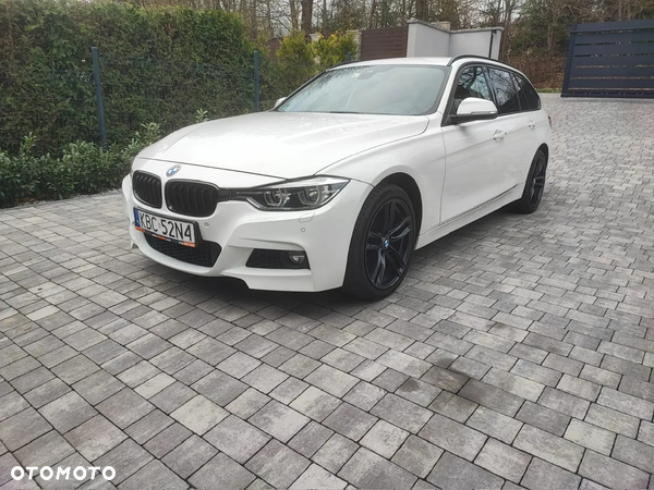 BMW Seria 3 320d Touring xDrive Sport Line