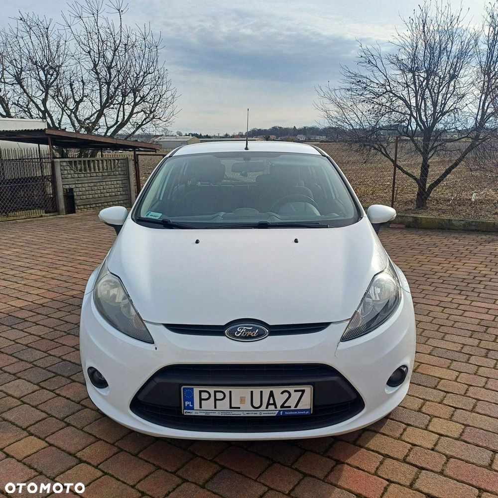Ford Fiesta - 2
