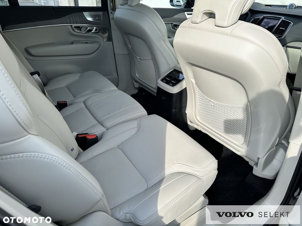 Volvo XC 90 - 11
