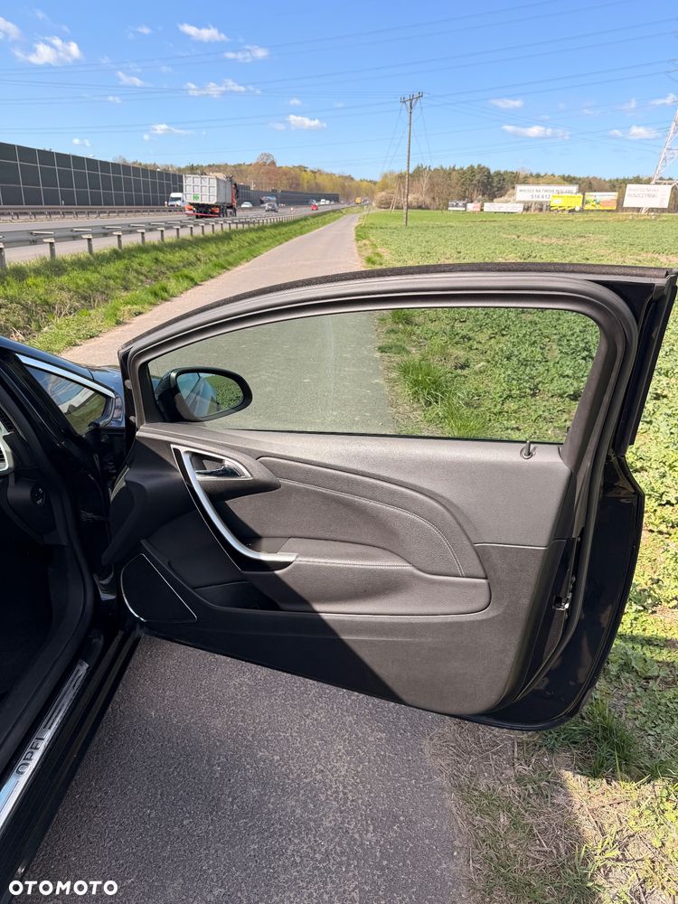 Opel Astra 1.4 T Sport - 24