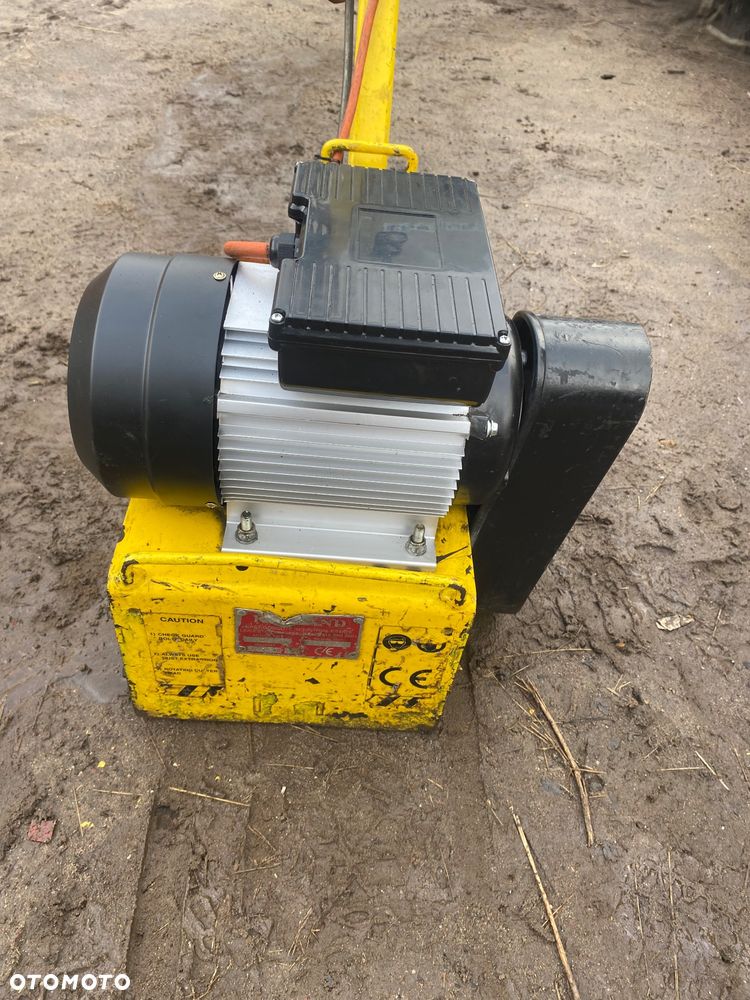 Frezarka  do betonu 200 mm elektryczna 2016r - 4