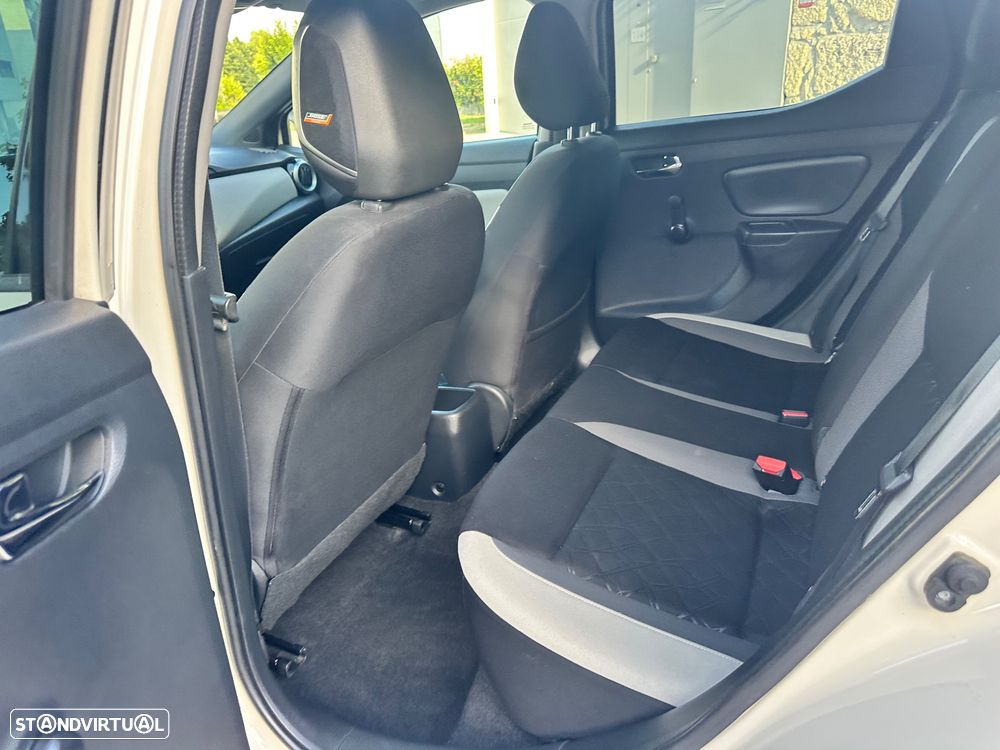 Nissan Micra 0.9 IG-T BOSE Limited Edition S/S - 28