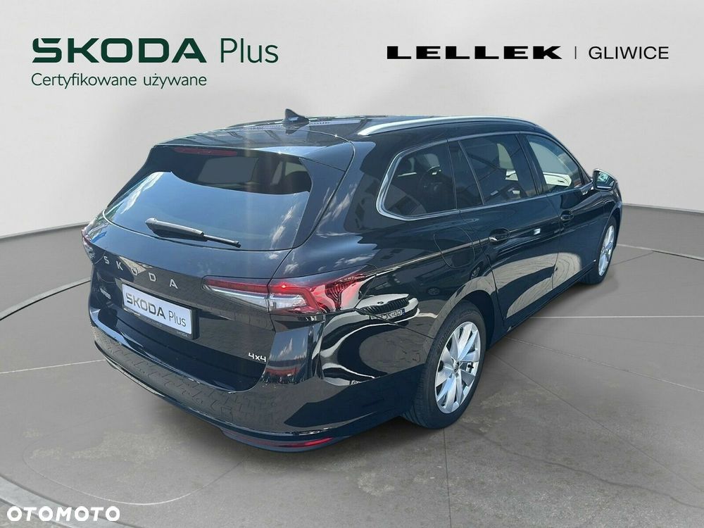 Skoda Superb 2.0 TDI SCR 4x4 Selection DSG - 4