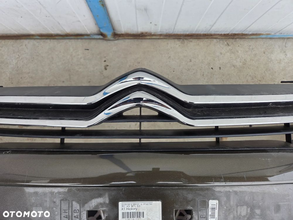 Zderzak przedni Citroen C4 B7 II 6PDC - 8