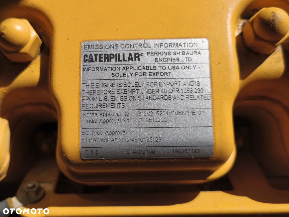 Caterpillar 216B3 - 9