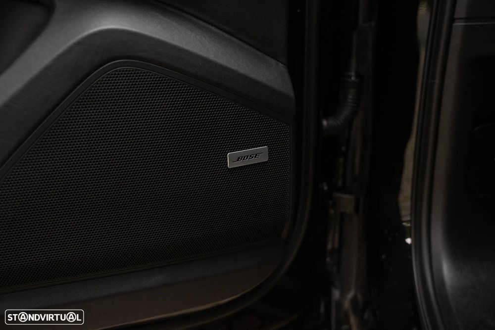 Porsche Cayenne Standard - 19