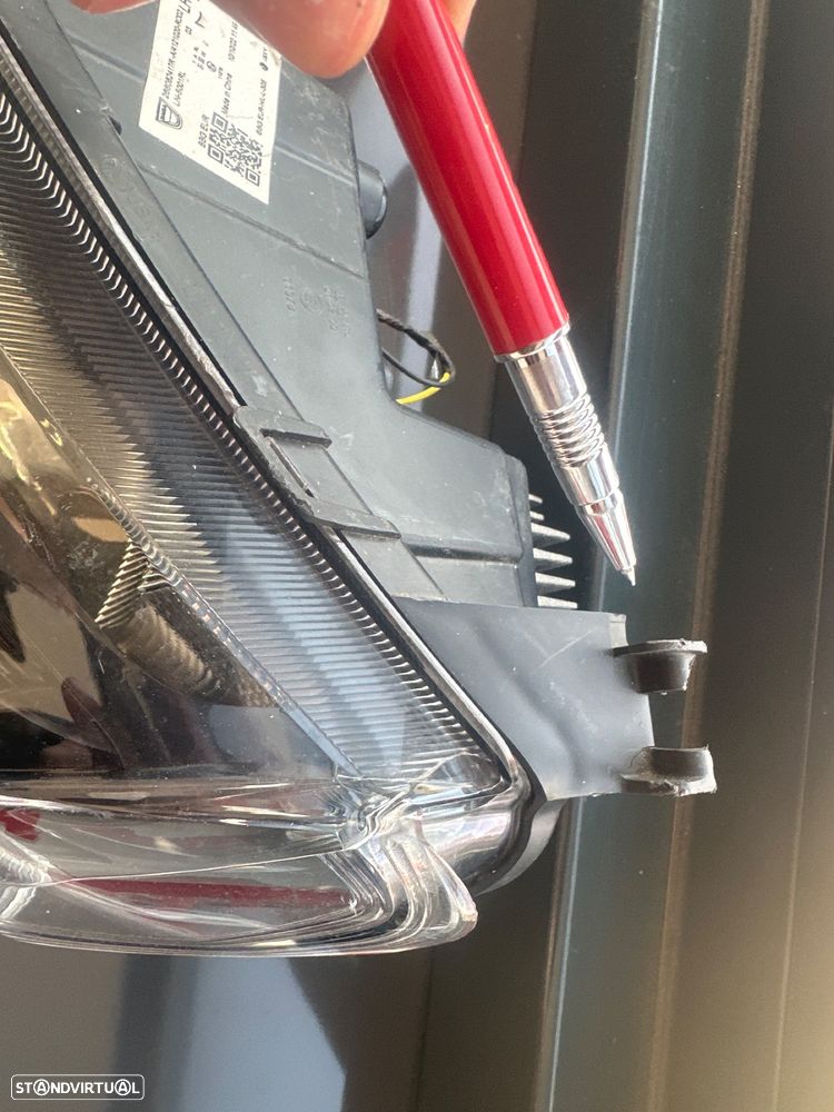Farol Dacia spring esquerdo 2020-2025 - 3