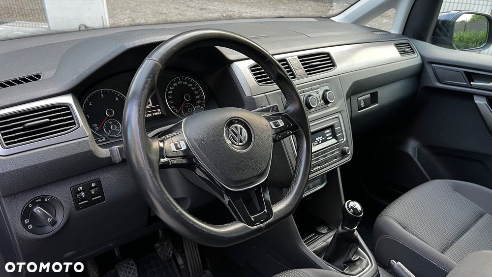 Volkswagen Caddy 2.0 TDI Highline - 24