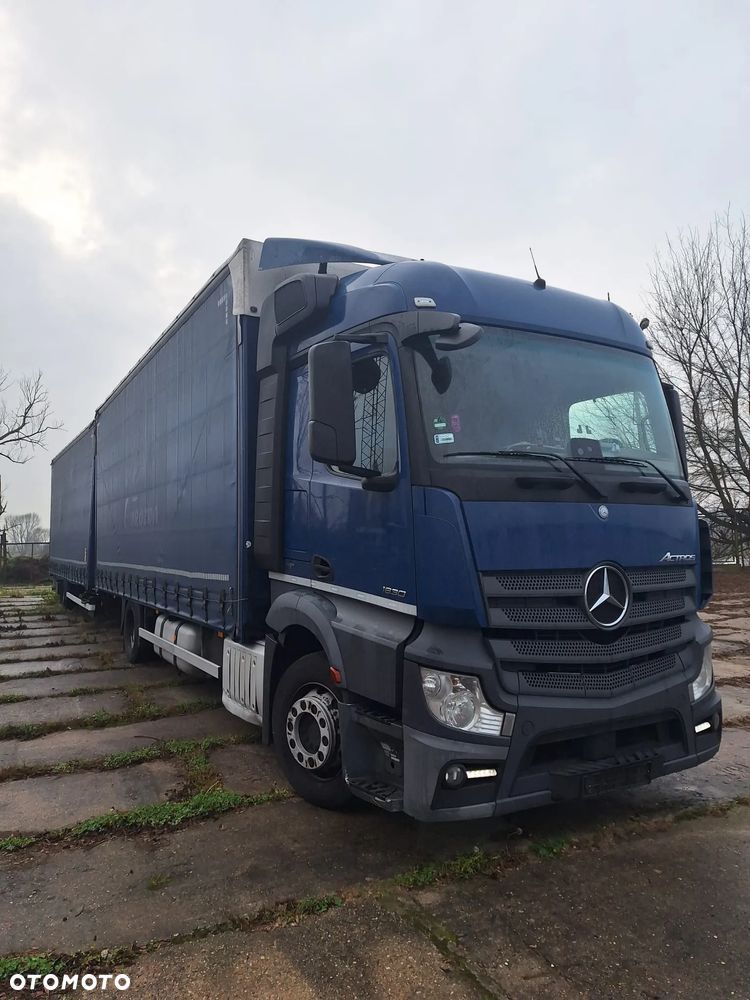 Mercedes-Benz Actross 1830 - 1