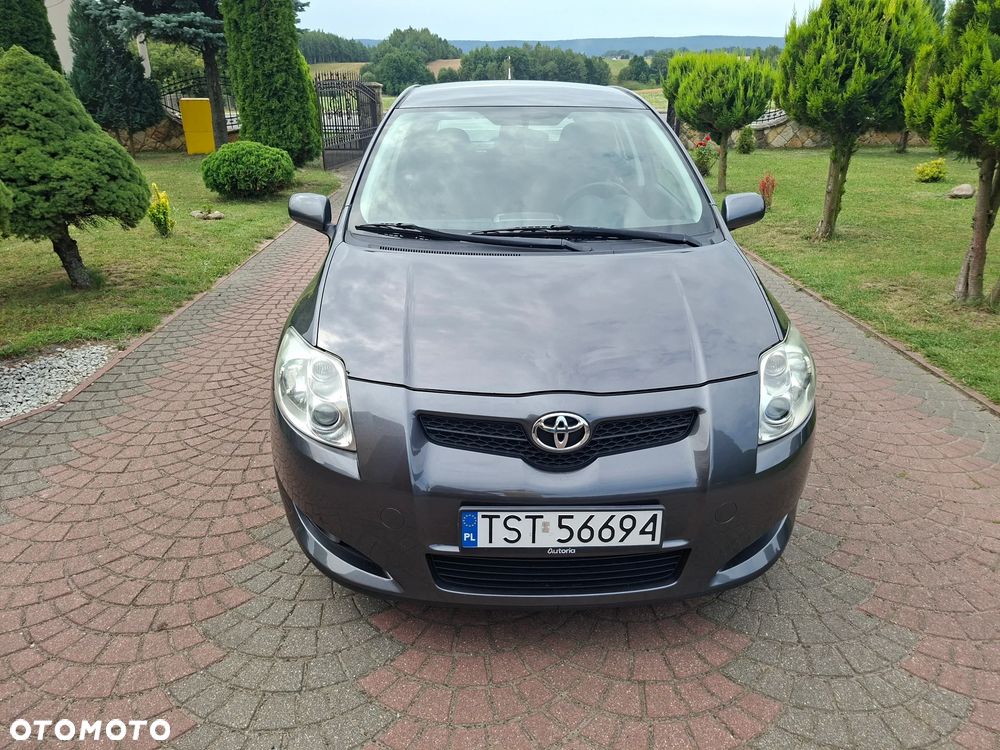 Toyota Auris 1.4 D-4D Terra - 2