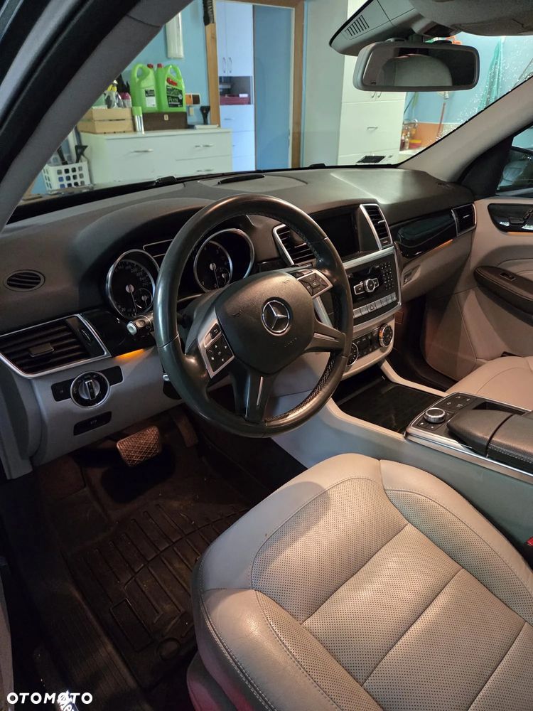 Mercedes-Benz ML - 5