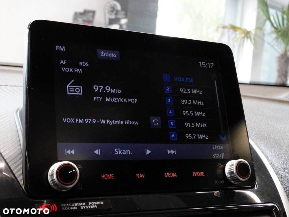 Mitsubishi Eclipse Cross - 19