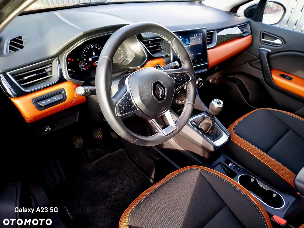 Renault Captur TCe 100 INTENS - 12