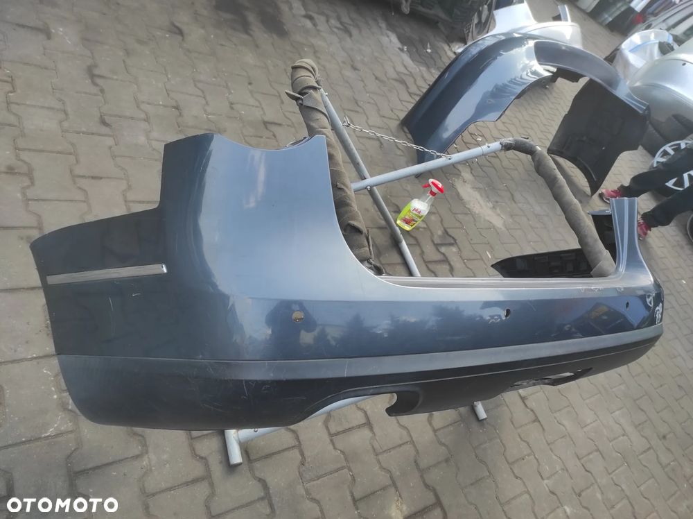 VW PASSAT B6 KOMBI ZDERZAK TYŁ TYLNY CHROM HAK HOLOWNICZY PDC CZUJNIKI PARKOWANIA SZARY  WYSYŁKA !!!!! - 3