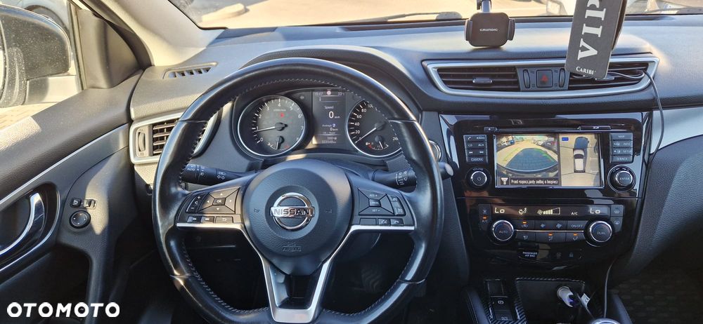 Nissan Qashqai 1.6 DIG-T Tekna - 2