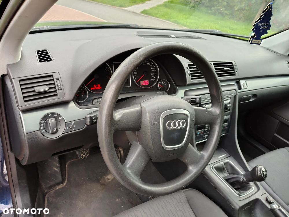 Audi A4 Avant 1.8T - 12