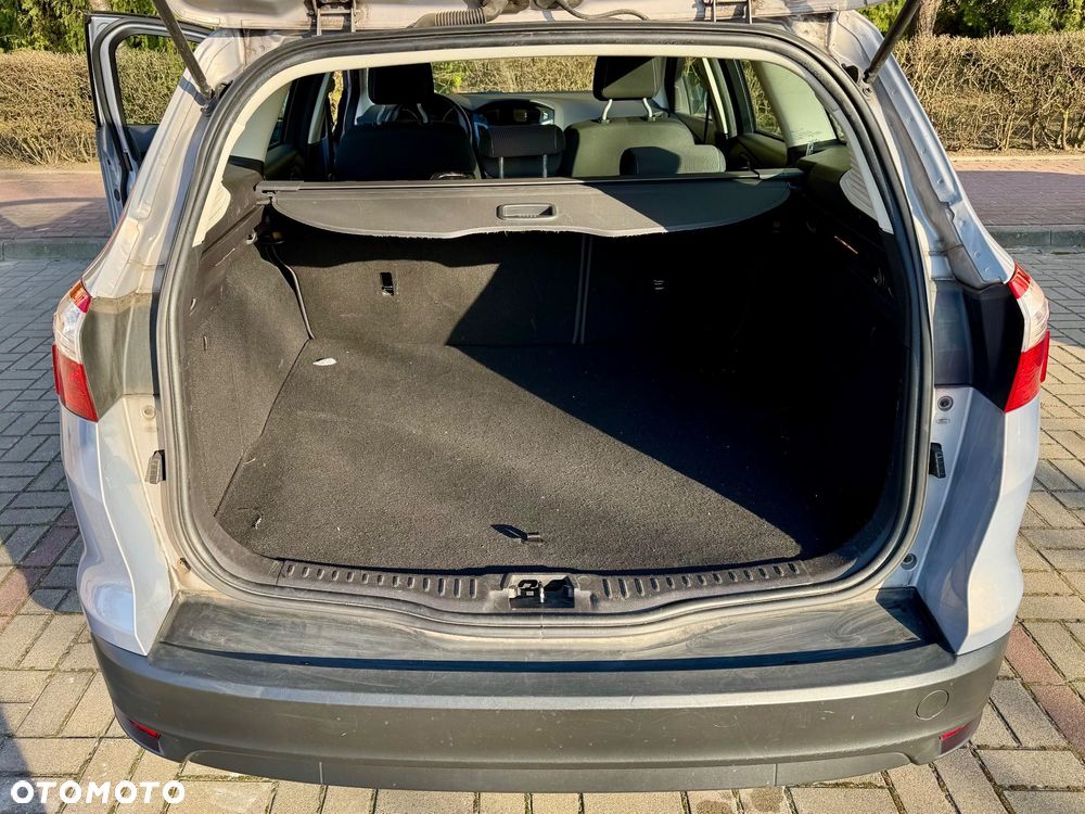 Ford Focus 1.6 Trend - 27