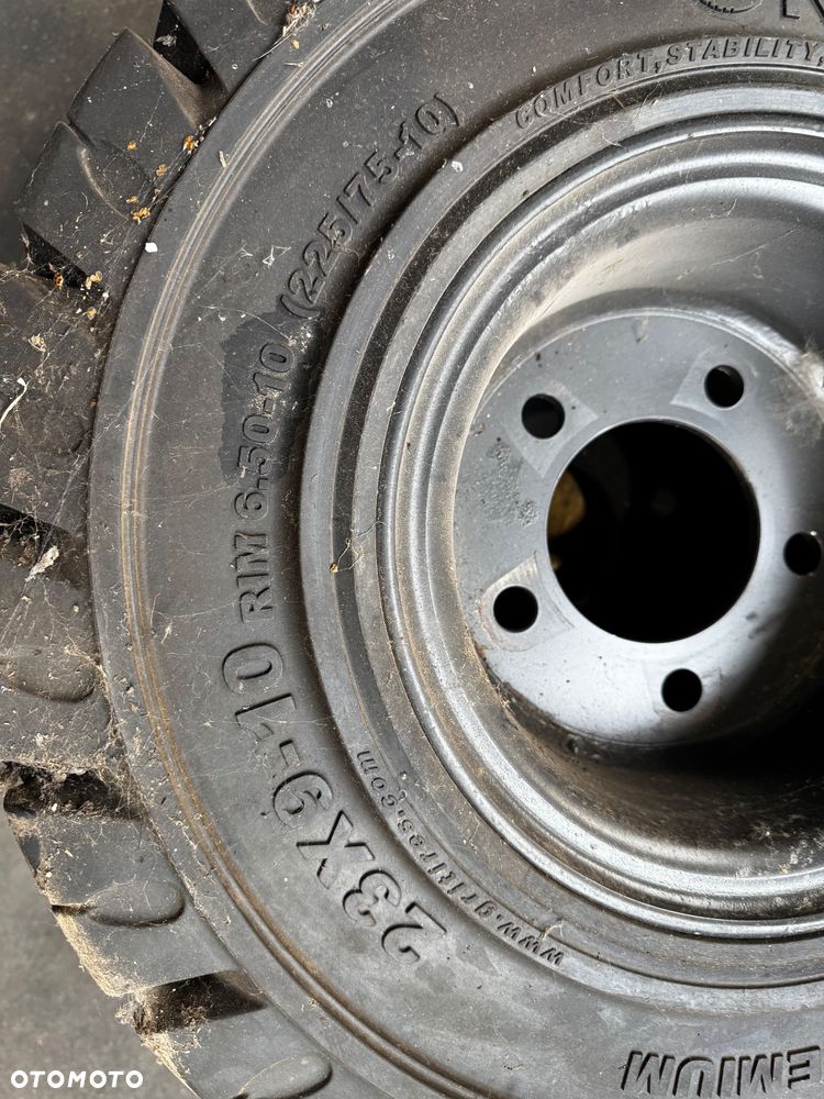 Koło wózka widłowego Linde GRI Ultimate XT Premium 23x9-10 - 3