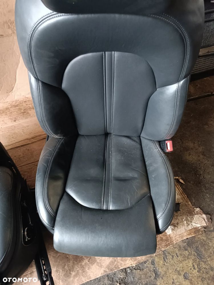 AUDI A8 D4 2012R KOMPLET FOTELI SKÓRY ŁADNE - 3