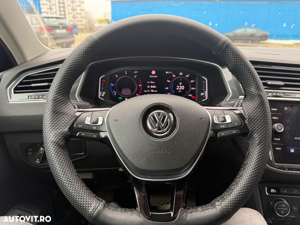 Volkswagen Tiguan Allspace 2.0 TDI SCR DSG Comfortline - 24