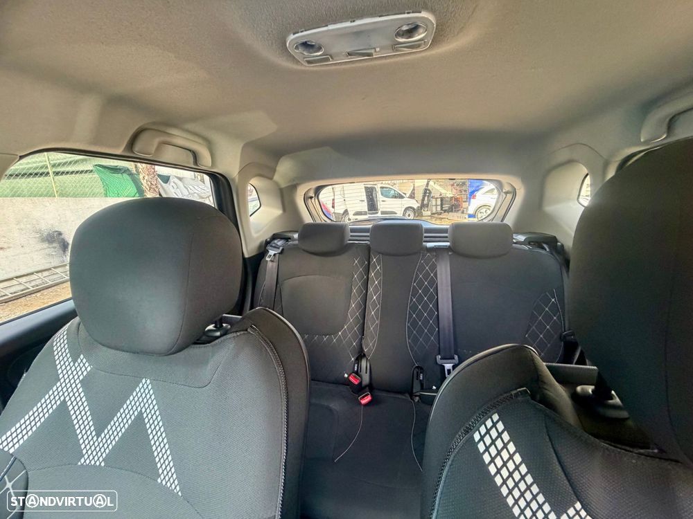 Renault Captur 1.2 TCe Exclusive EDC - 18