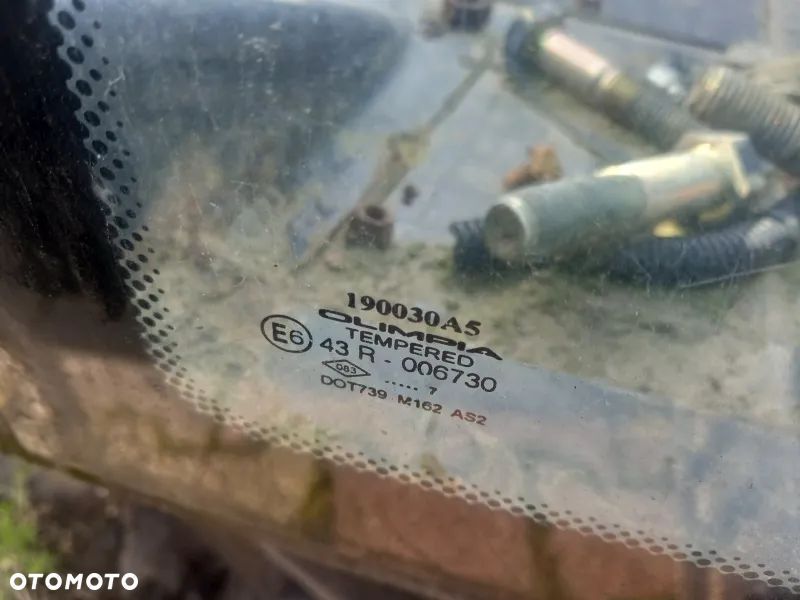 Szyby przednie dolne kabiny McCormick XTX200 - 4