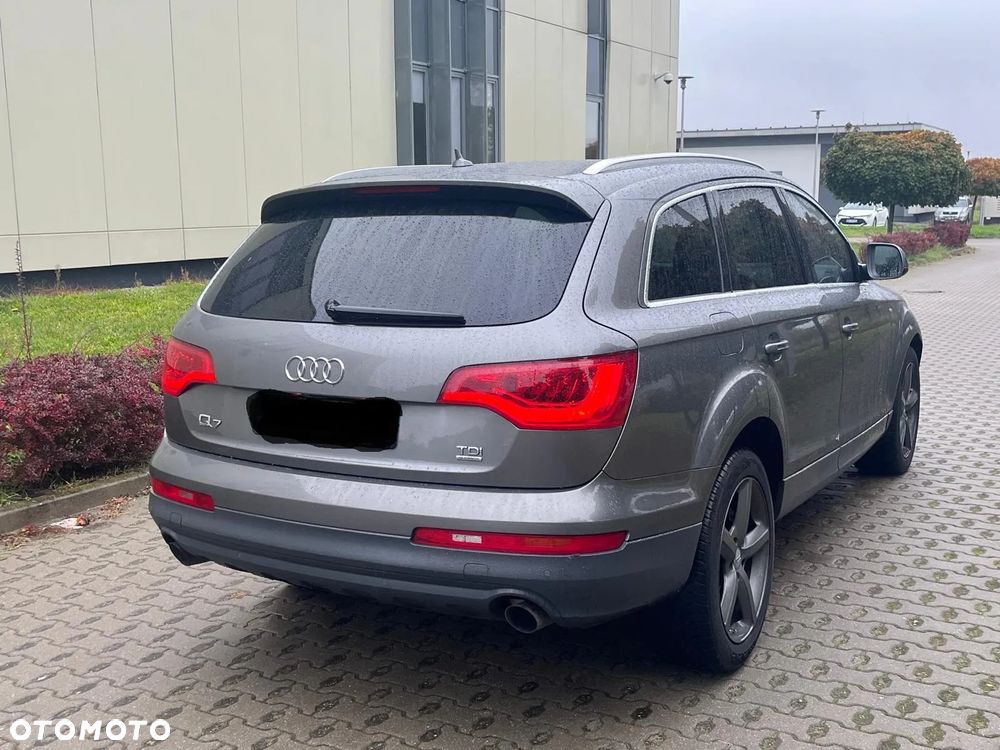 Audi Q7 3.0 TDI Quattro Tiptronic - 5