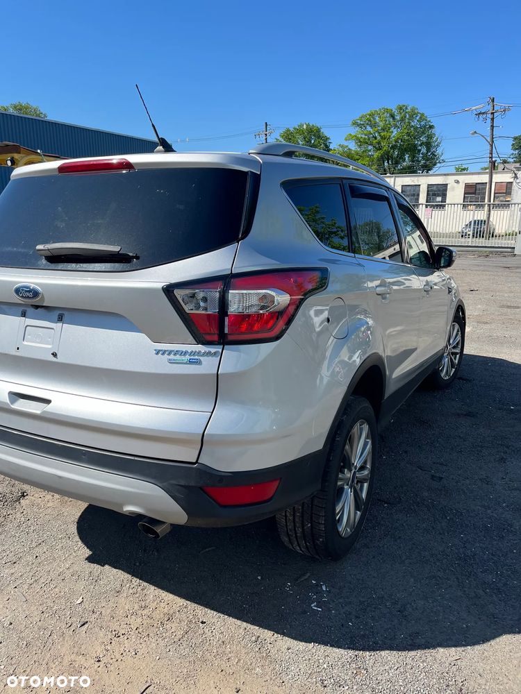 Ford Escape - 13