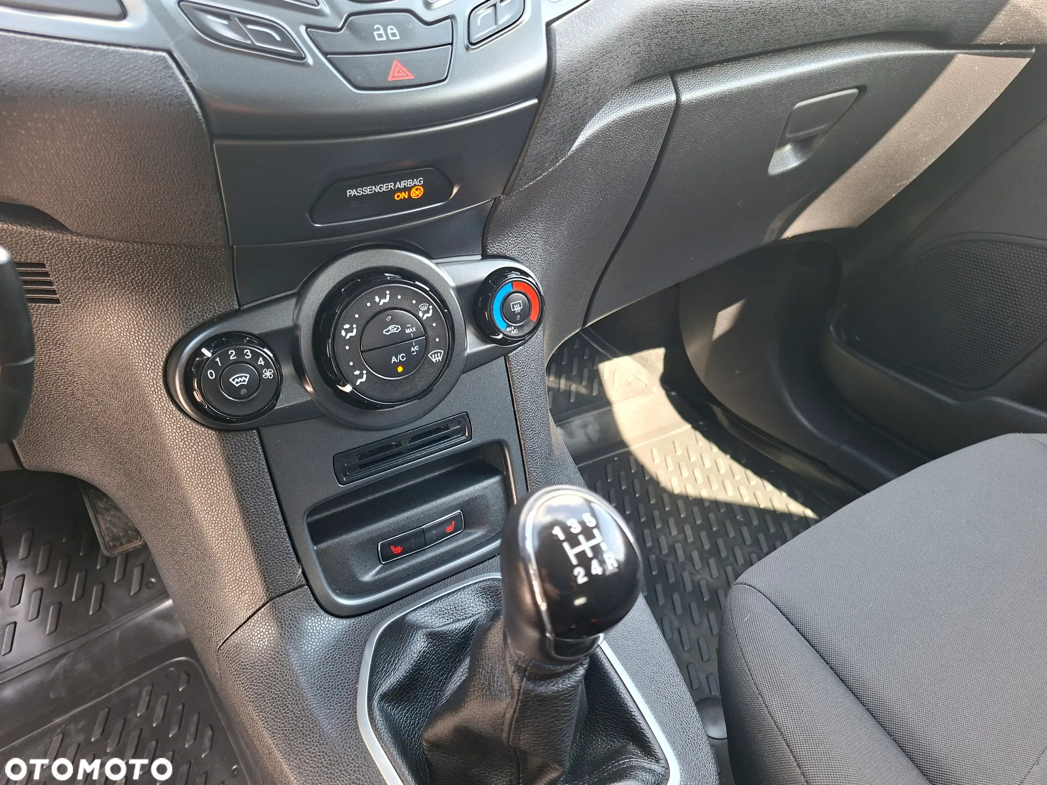 Ford Fiesta 1.25 Titanium - 8