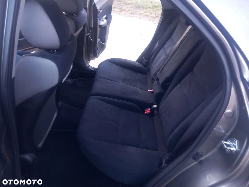 Honda Civic 1.4 i-VTEC Comfort - 16
