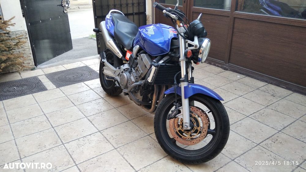 Honda CB 900F Hornet - 4