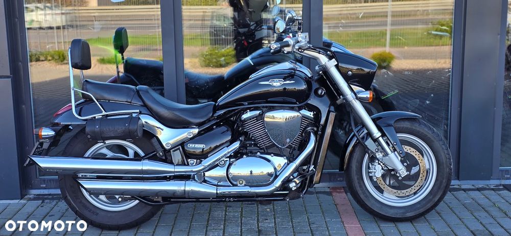 Suzuki Intruder