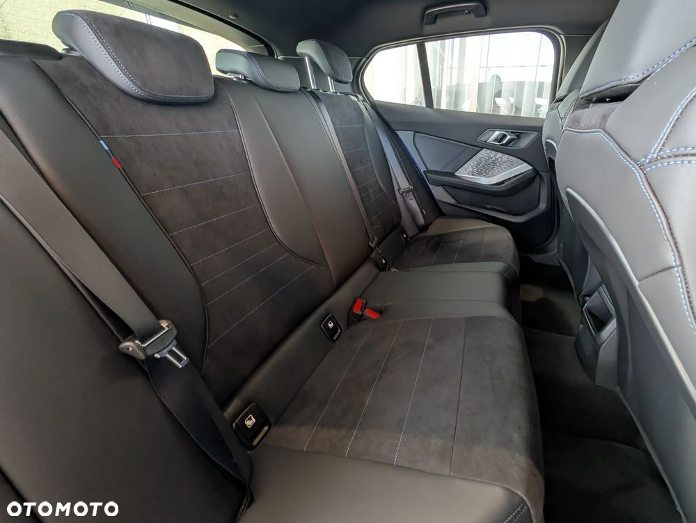 BMW Seria 1 - 16