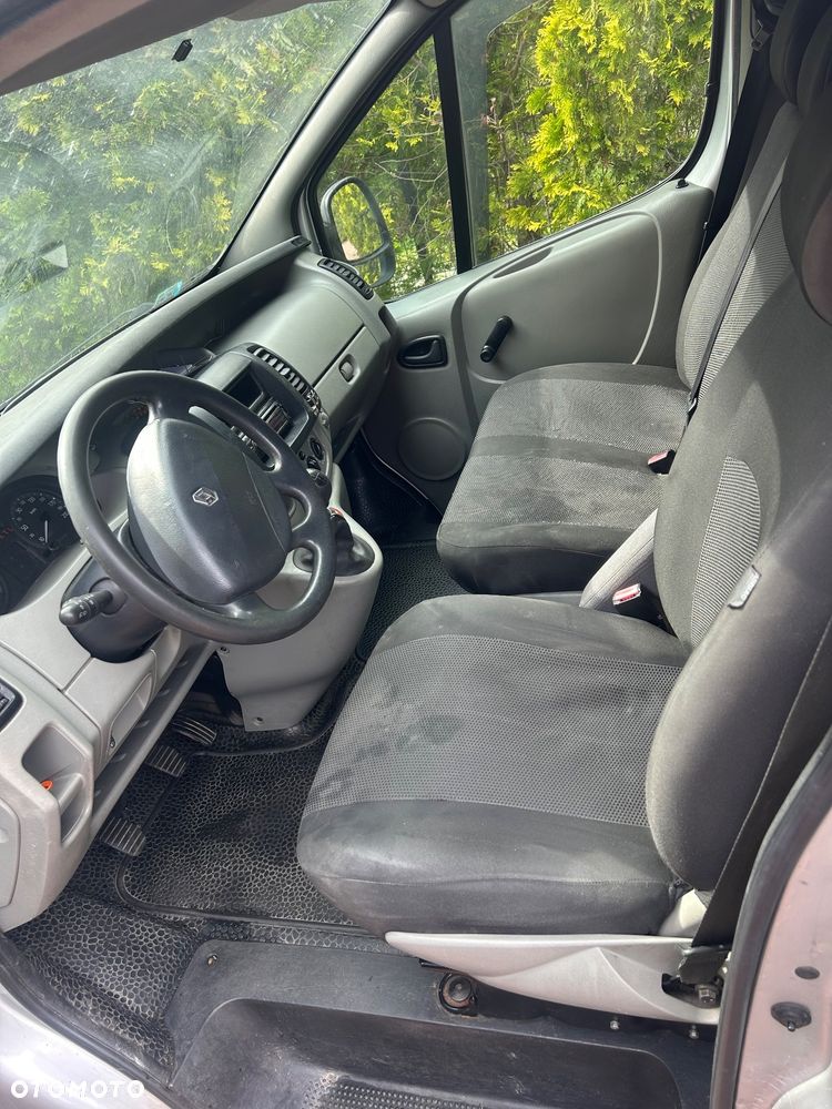 Renault Trafic - 9