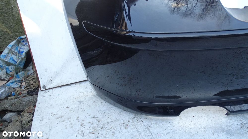 ZDERZAK TYŁ BMW E81 116i 2.0 KOL: 668 - 11
