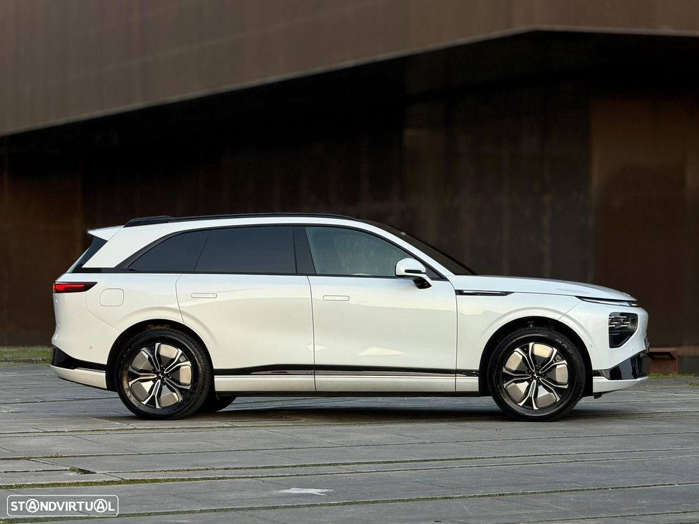 Xpeng G9 98 kWh Long Range - 51