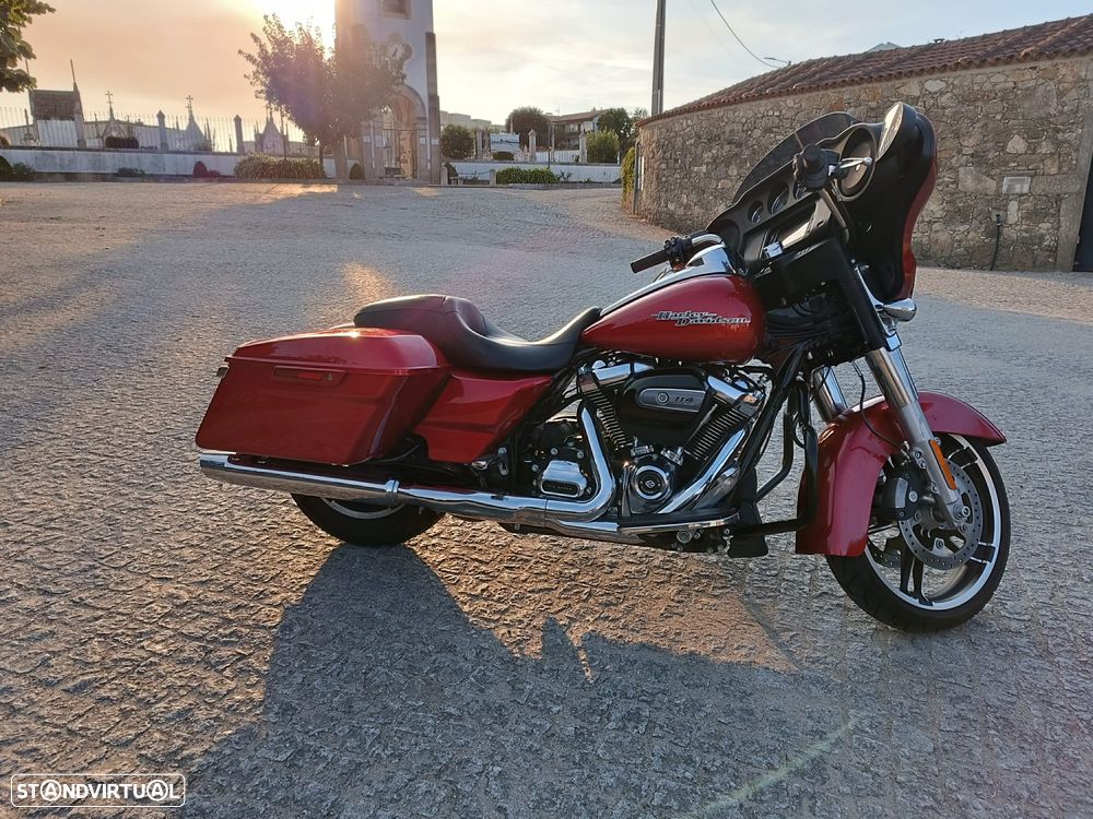 Harley-Davidson Street - 4