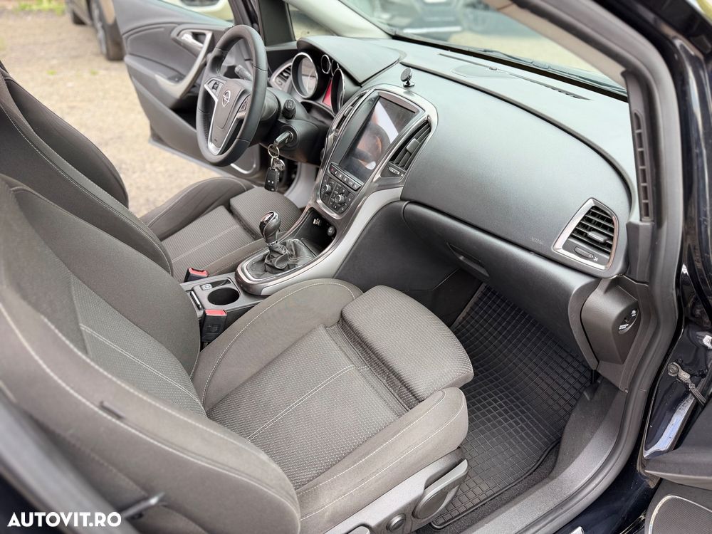 Opel Astra - 32