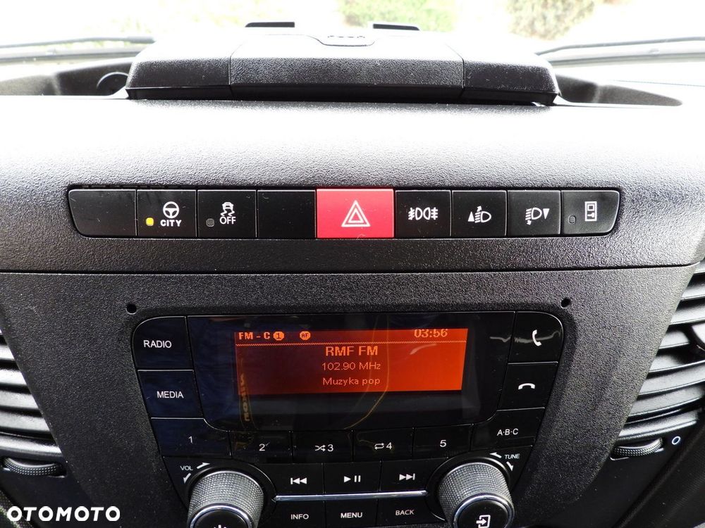 Iveco DAILY 50C17 PLANDEKA 10 PALET TEMPOMAT PNEUMATYKA BLIŹNIACZE KOŁA KLIMATYZACJA  180KM - 36