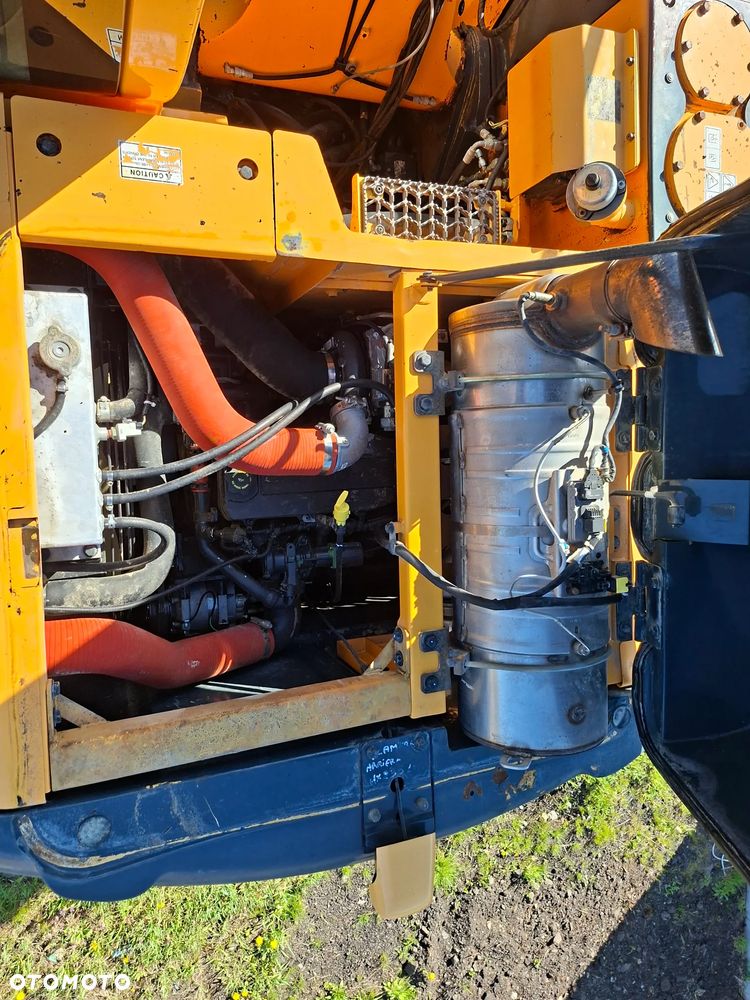 Hyundai HX235 LCR - 17