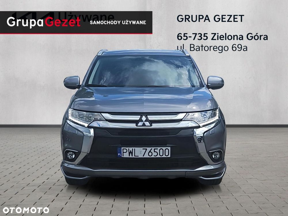 Mitsubishi Outlander - 8