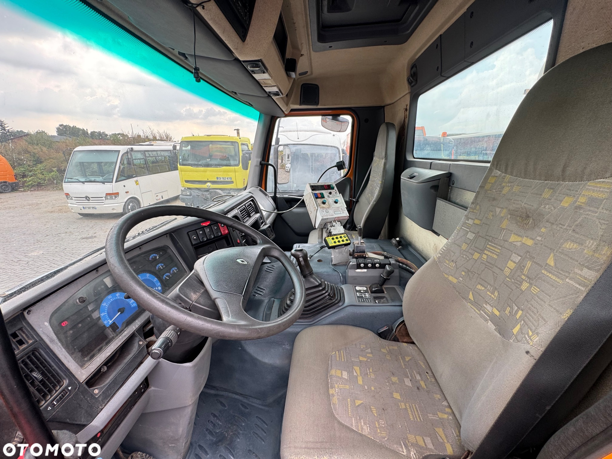 Renault Kerax 4x4 320DCi Wywrotka 3str 2004r. Klima SPECJALNY Solarka ACOMETIS Piaskarka Pług - 34