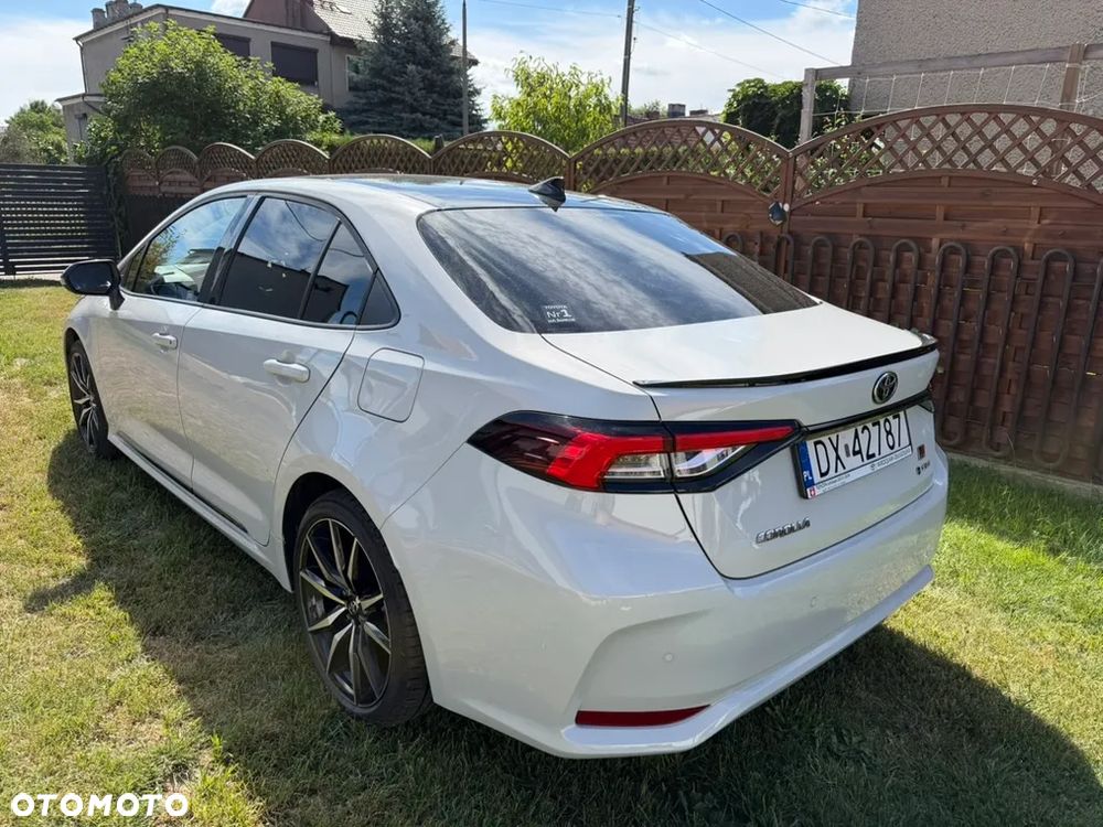 Toyota Corolla - 2
