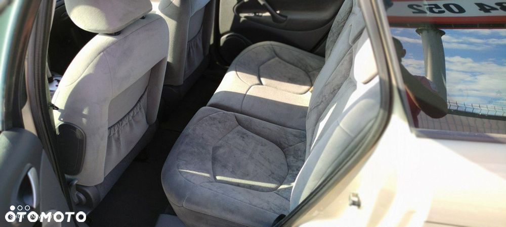 Citroën C5 II 2.0i 16V Exclusive - 13