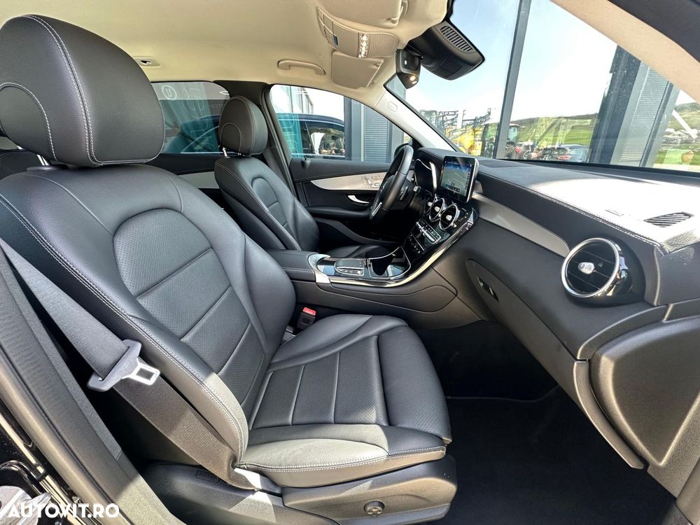 Mercedes-Benz GLC - 30