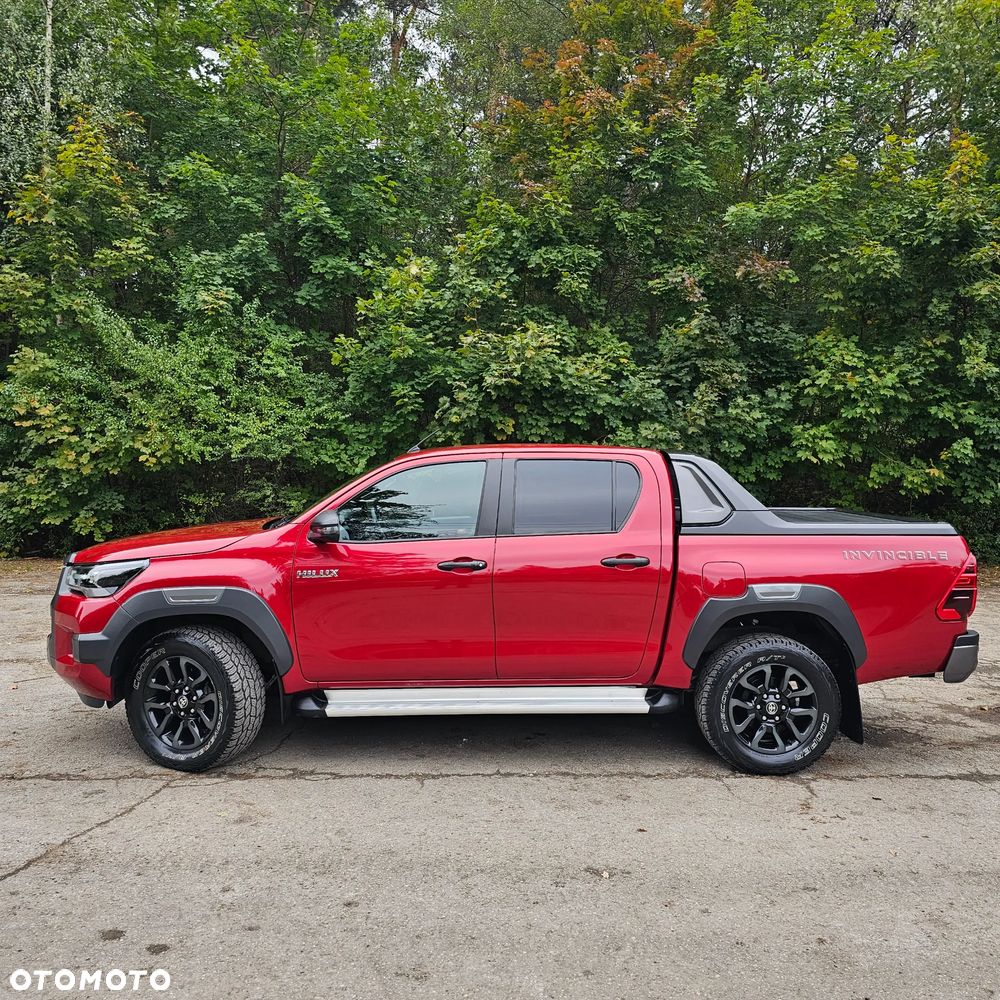 Toyota Hilux 2.8 D-4D Double Cab Invincible 4x4 - 5